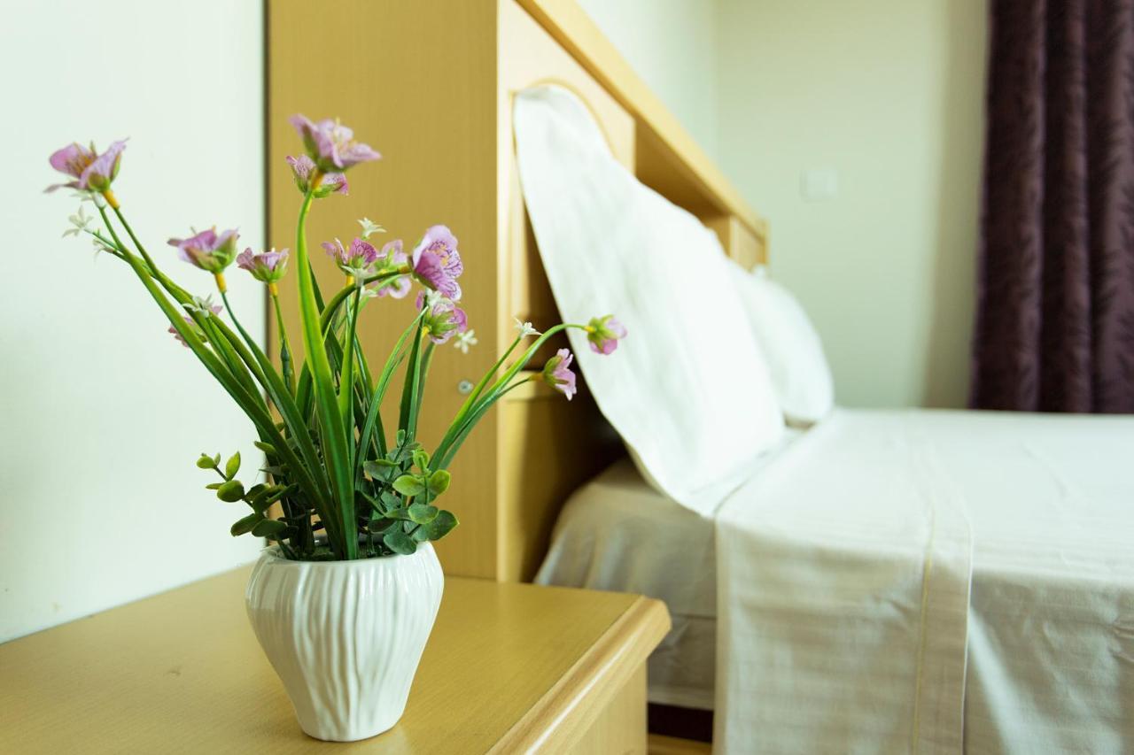 Ons Motel & Guest House Mahébourg Εξωτερικό φωτογραφία